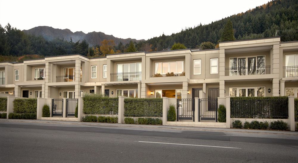 Esplanade Queenstown By Staysouth Exterior foto